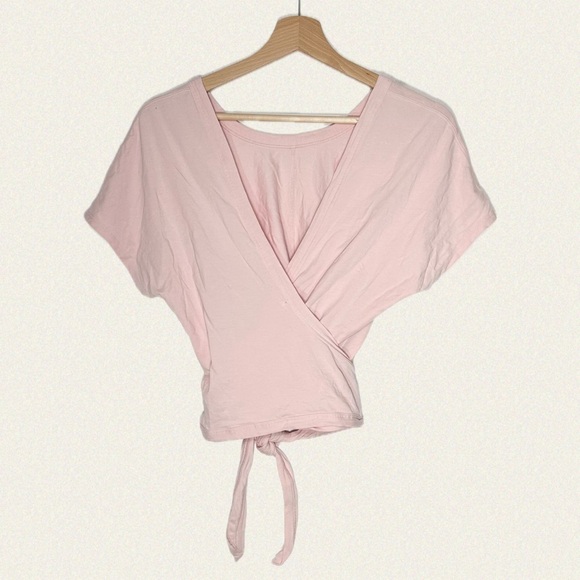 Lululemon It’s A Tie Tee - Picture 7 of 8